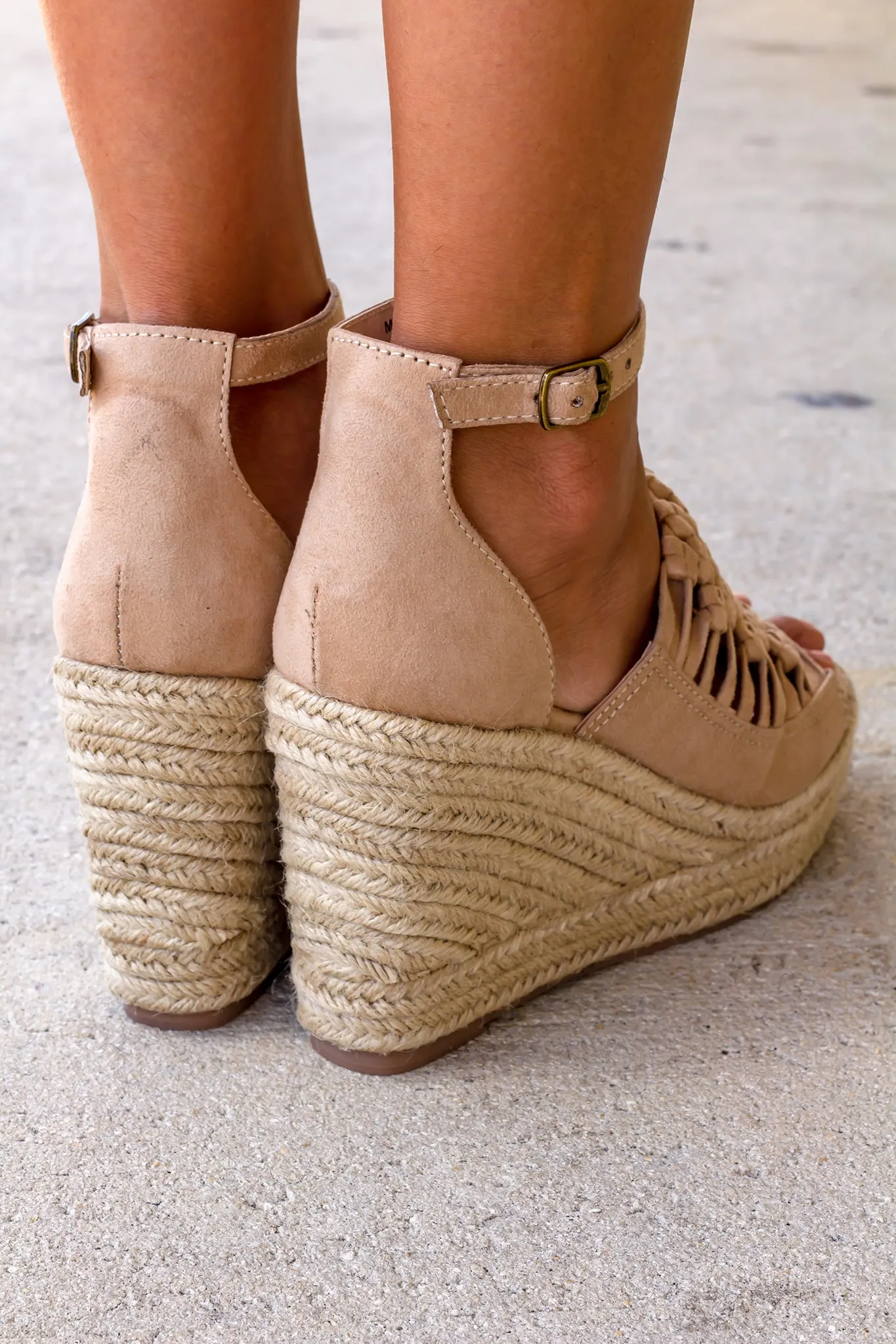 Juti Beige Wedges