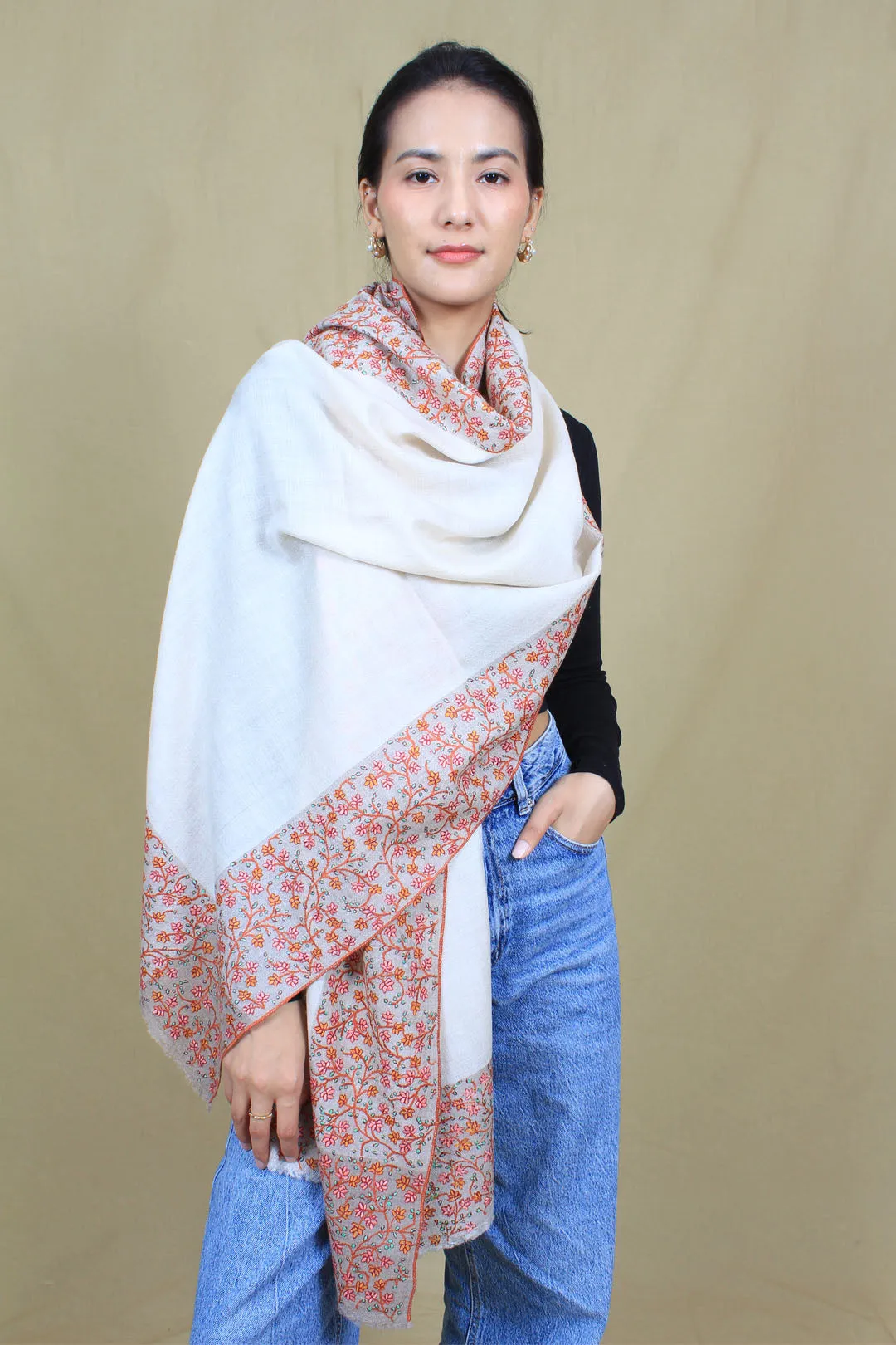 Meher Ivory Dourdar Sozni Embroidered Pashmina Stole