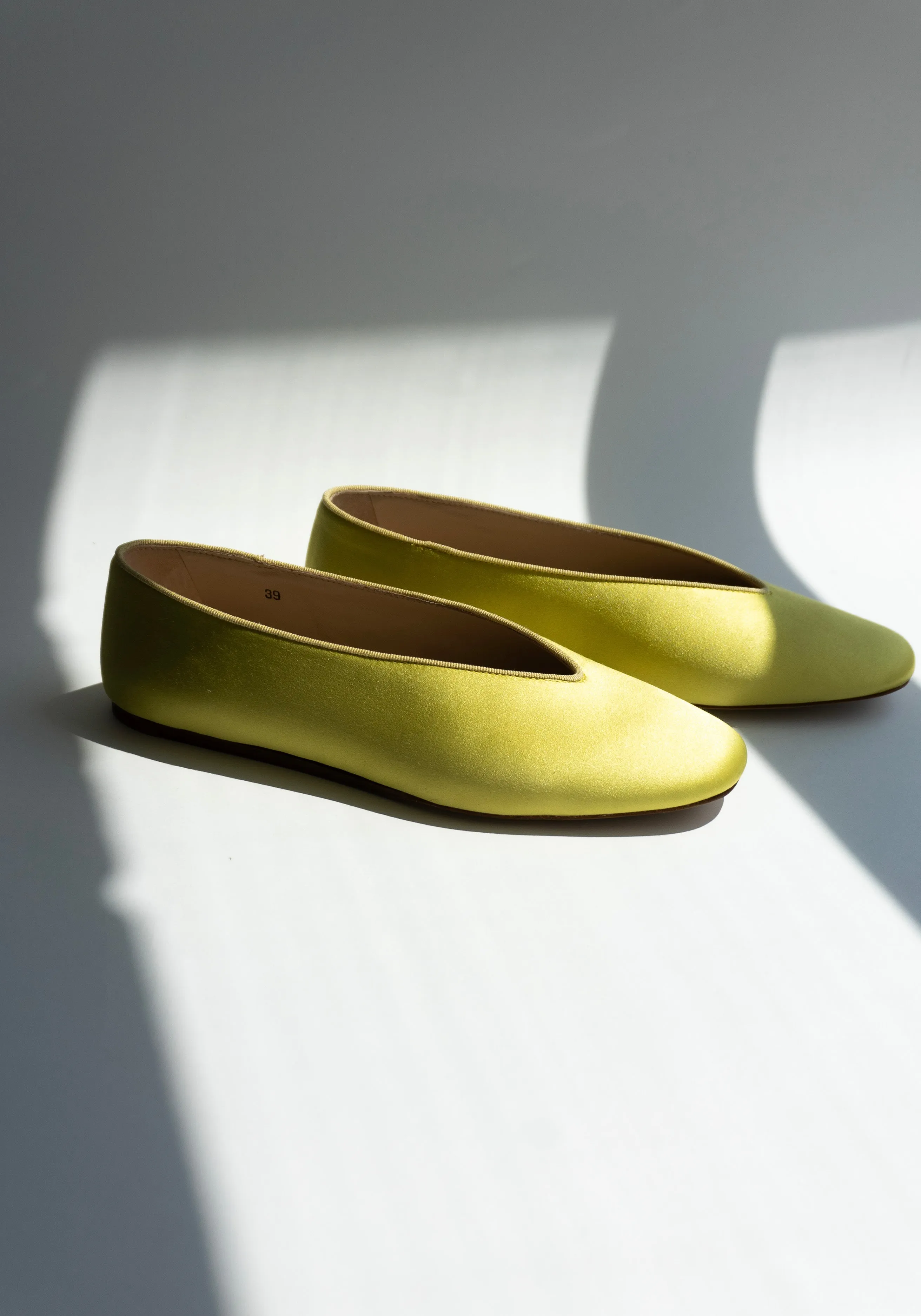 Satin Regency Slipper in Lime