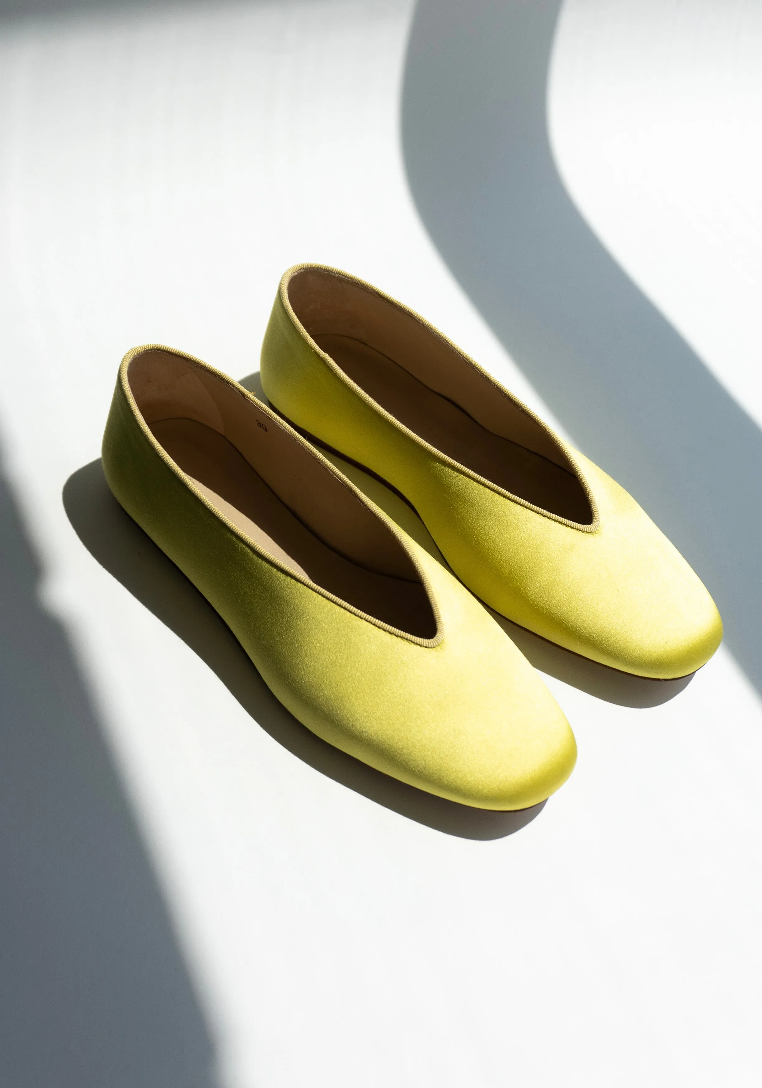 Satin Regency Slipper in Lime